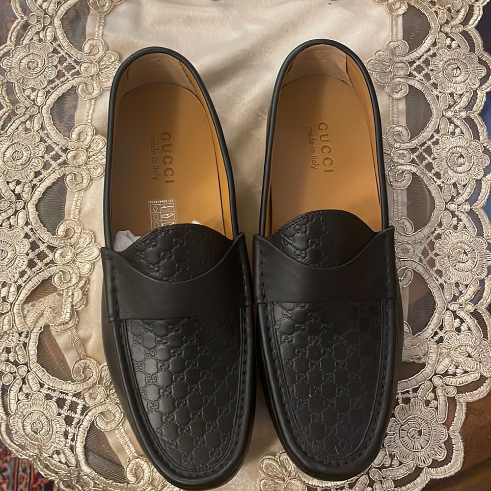 Gucci Microguccissima Black Leather Driving Loafer